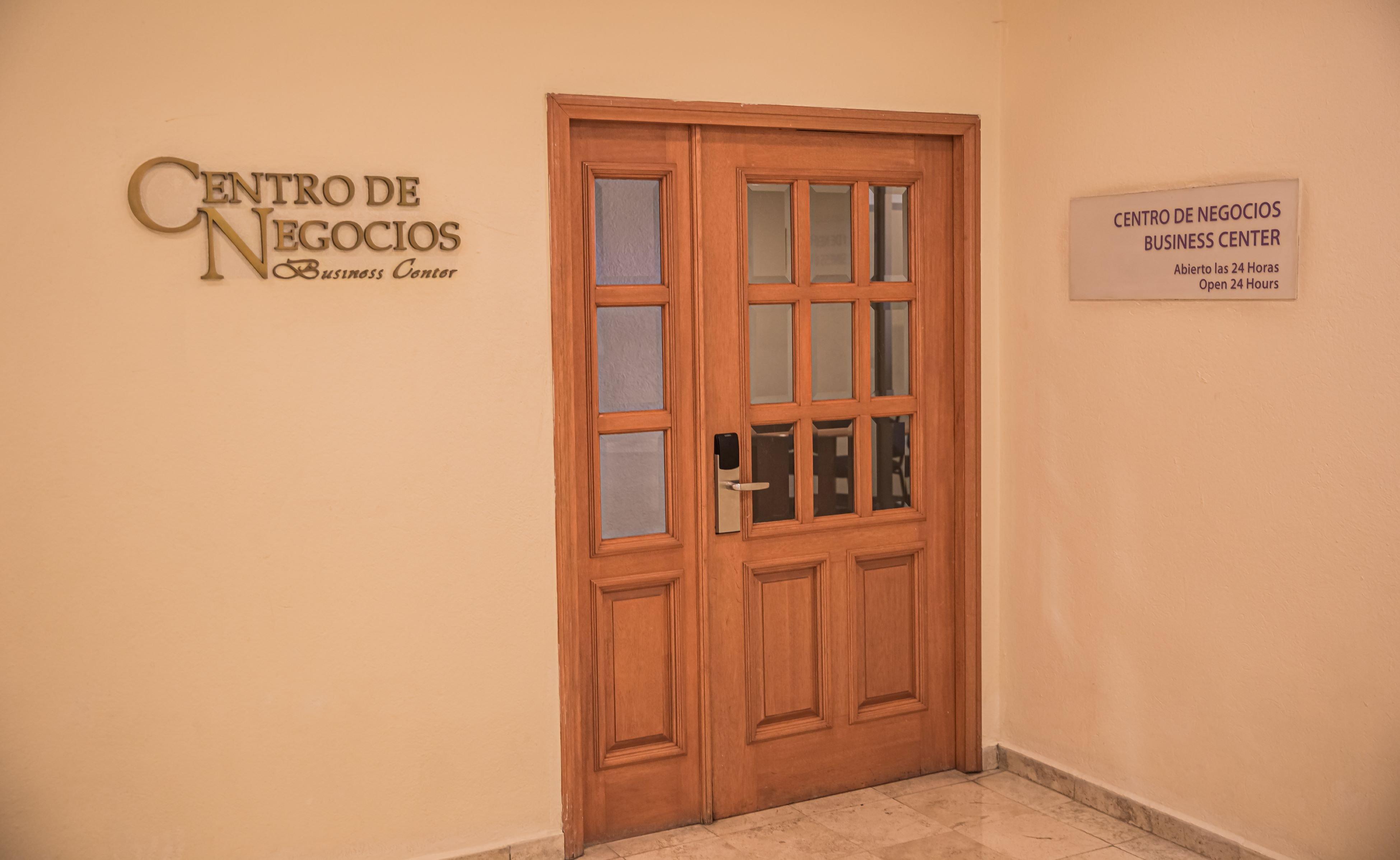 Resort Acapulco, An Ihg 4*